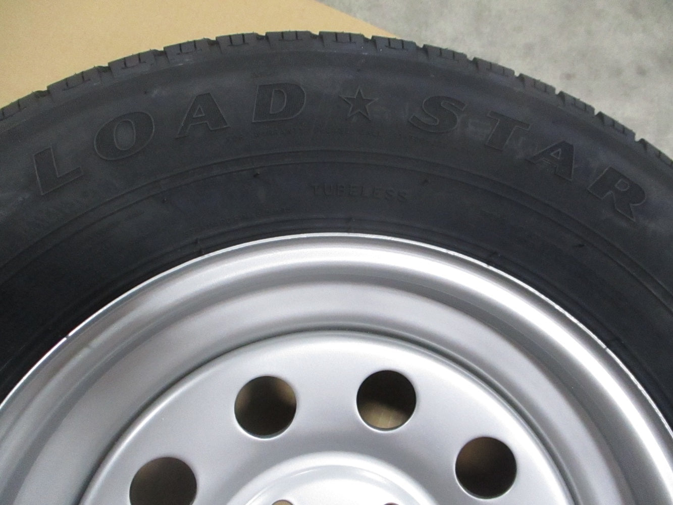 Trailer Camper 15" Silver 15x5x4.5 Dexstar Silver Wheel Rim  ST205/75R15 Radial Tire